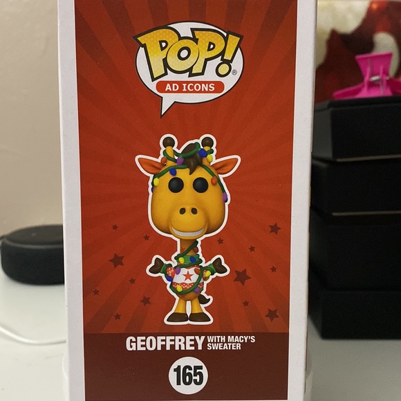 GEOFFREY TOYS R US GIRAFFE EXCLUSIVE LIMITED EDITION - Picture 9 of 9